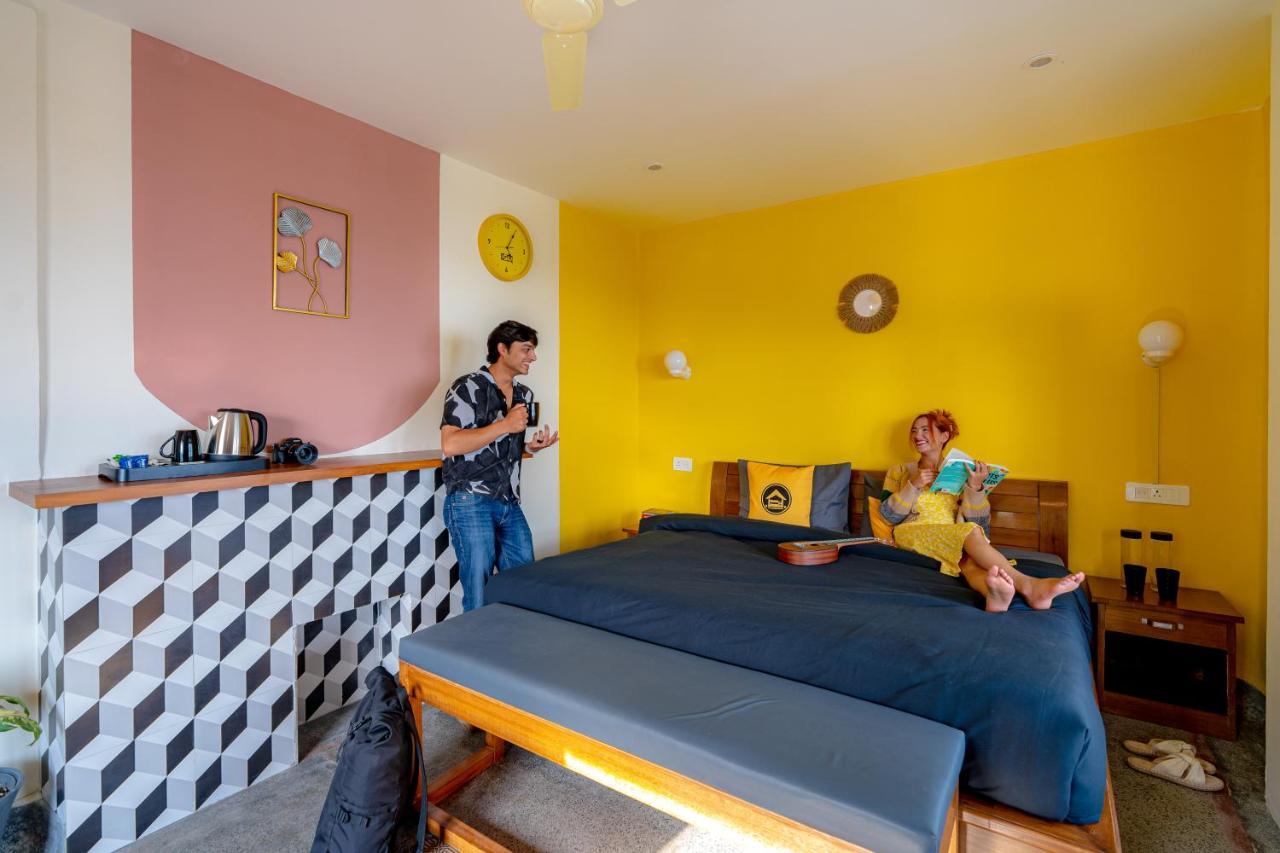 The Hosteller Mussoorie, Mall Road Exterior photo